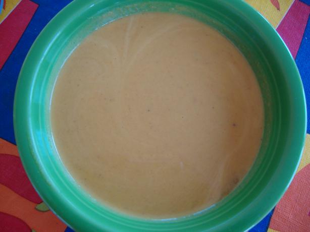 Low Fat Curried Butternut Squash and Carrot soup. Photo by Linky