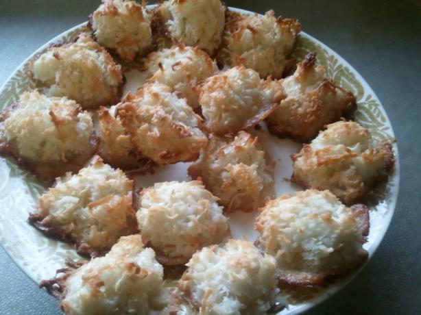 Really Easy Macaroons. Photo by Yum Yum Gal