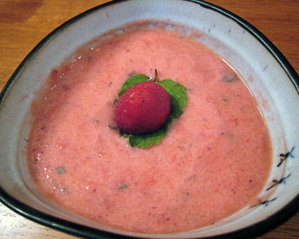 Strawberry Cucumber Veloute. Photo by yogiclarebear