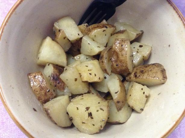 Easy Microwave Potatoes. Photo by Velvet_Bat