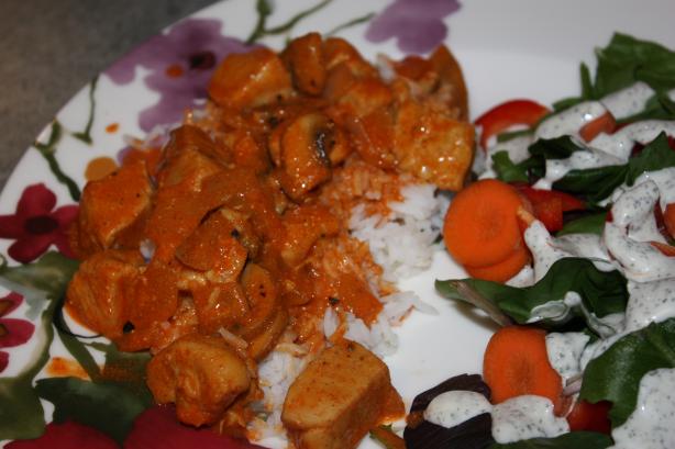 Family Pleasing Chicken Paprika. Photo by IngridH