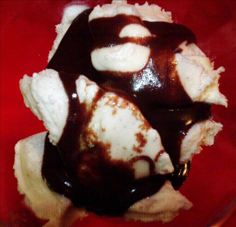 Chocolate Peanut Butter Sauce. Photo by Kim127