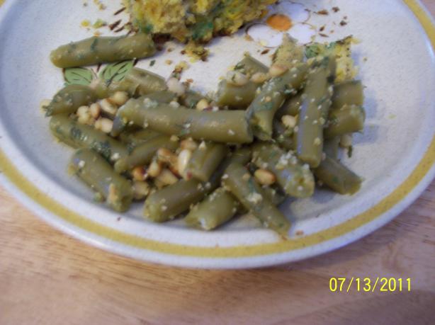 Green Beans With Lemon and Pine Nuts. Photo by Nyteglori