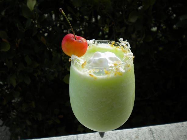 Midori Pina Colada. Photo by Tarteausucre