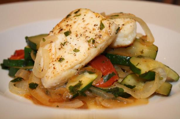 Halibut Zucchini Saute. Photo by Lululin