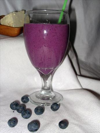 Blueberry Smoothie. Photo by justcallmetoni
