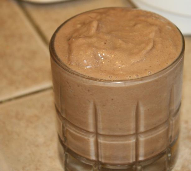 Funky Monkey Smoothie (Super Easy). Photo by The Veganista
