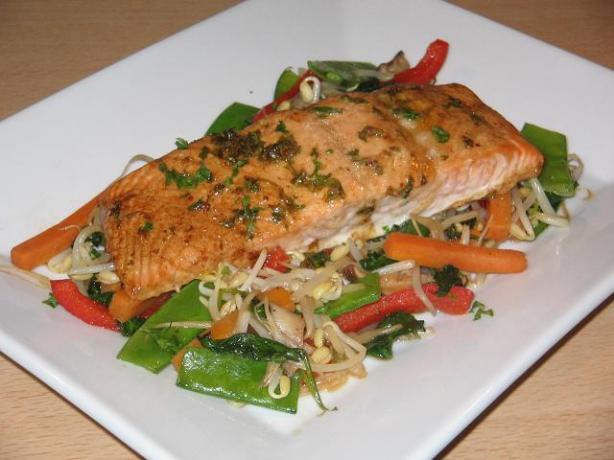 Baked Seasoned Salmon. Photo by The Flying Chef