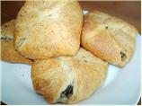 Spinach Crescent Squares
