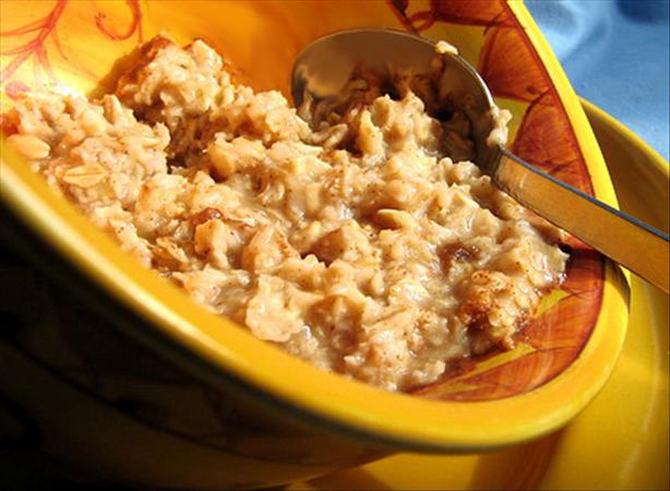 Maple-Raisin Oatmeal a La Mexico!. Photo by Annacia