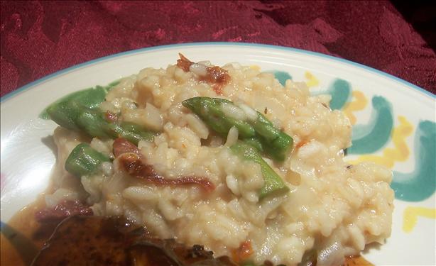 Risotto With Asparagus and Sun-Dried Tomatoes. Photo by lazyme