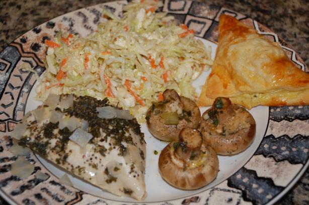 Lahanosalata (Greek Cabbage Slaw / Salad). Photo by Mommy Diva