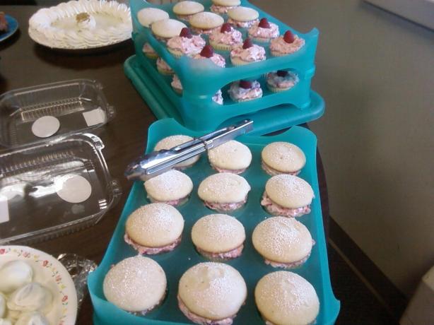 Raspberry Cream Cupcakes. Photo by Pikake21