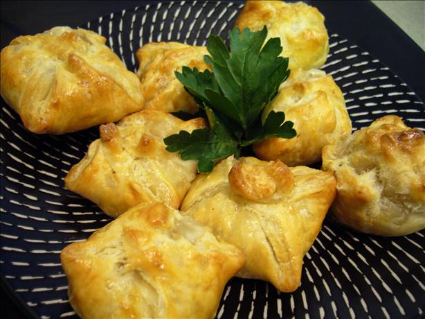 Mushroom 'n Gorgonzola Bundles. Photo by cookiedog