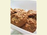 Image of Banana Oatmeal Cookies With Banana Frosting, Food Network Canada 