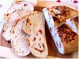 Peppercorn and Pepperoni Bread With Cheese
