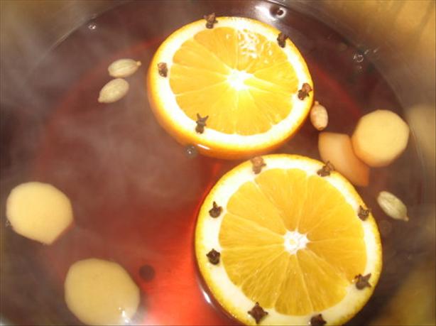 Hot Spiced Cranberry Apple Cider. Photo by Engrossed