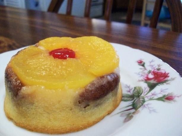 Peach Upside Down Cake. Photo by 2Bleu