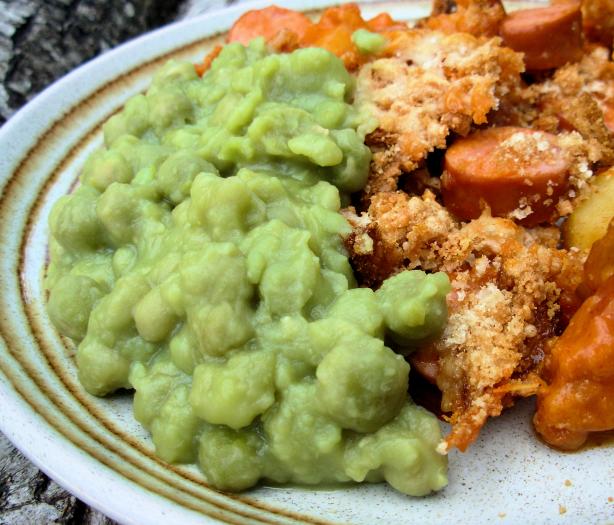 Irish "matter of Fact Peas" (Mushy Peas). Photo by French Tart