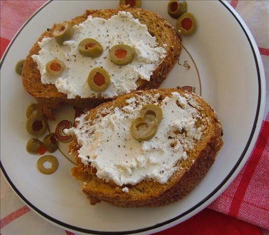 Goat Cheese Crostini - Giada. Photo by newspapergal