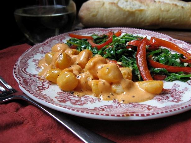 Scallops With Arugula. Photo by ms_bold