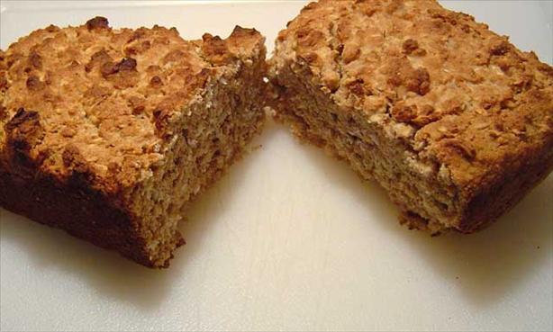 Egg-Free Oatmeal Whole Wheat Quick Bread. Photo by federico