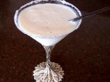 Vodka-Vanilla Kiss-Me-Tini