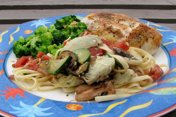 Italian Pasta Stir-Fry. Photo by lazyme