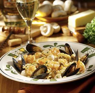 Copycat Olive Garden Seafood Portofino. Photo by Chef #1281146