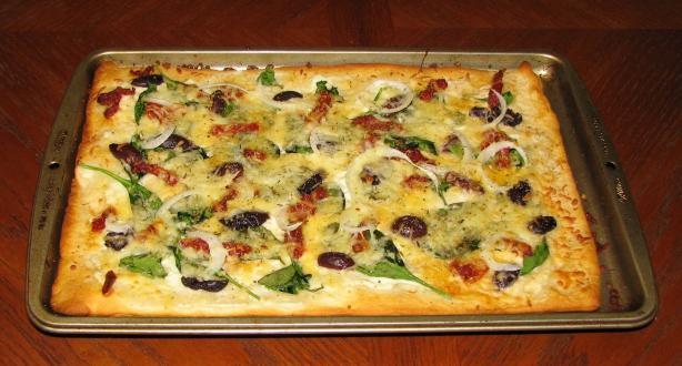 Rachael Ray's Vegeterranean Pizza. Photo by Lucky Clover