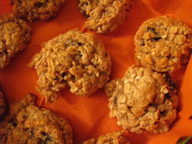 Fat Free Oatmeal Raisin Cookies. Photo by Meghan at Food.com