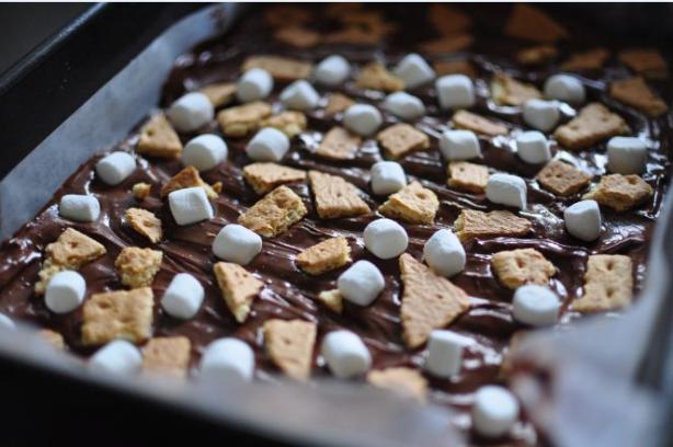 S'more Bark. Photo by fattypattycake