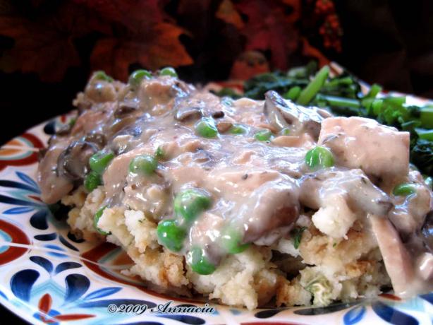 Low-Fat Creamed Tuna on Toast. Photo by Annacia