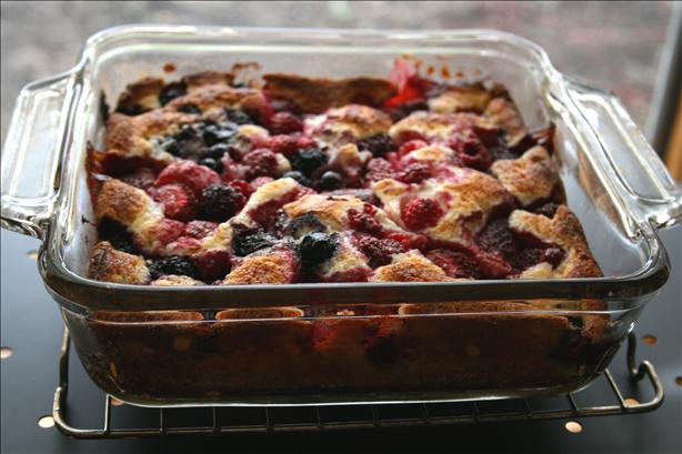 Blackberry Cobbler. Photo by Cookin-jo