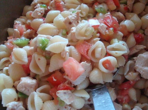 Chicken Pasta Salad. Photo by Mama_Jennie