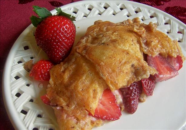 Strawberry Croissant French Toast. Photo by lazyme