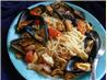 Spaghetti Con Cozze E Pomodoro (Mussels and Tomatoes)