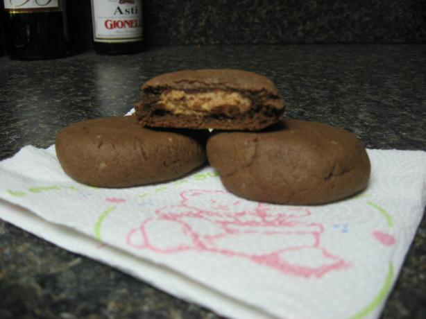 Chocolate Cookies With Creamy Peanut Butter Filling. Photo by PumpKIM