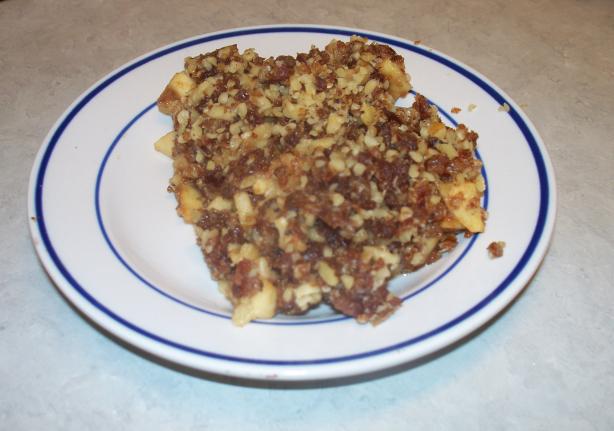 Raw Apple Crumble (No Bake). Photo by Jujubegirl