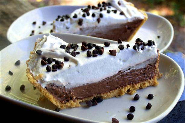 5 Minute - Double Layer Chocolate Pie. Photo by NcMysteryShopper