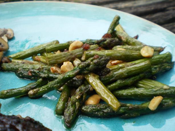 Asparagus With Cashews. Photo by breezermom