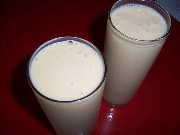 Peachy-Keen Banana Smoothie. Photo by Hill Family