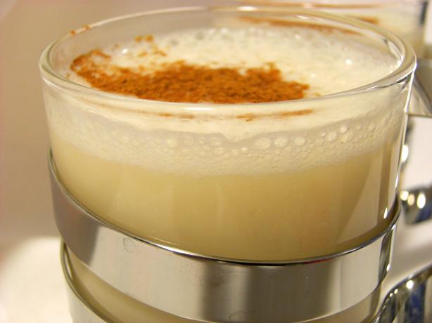 Banana Shake / Smoothie. Photo by Lalaloula