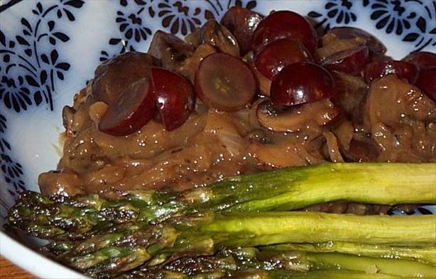 Veal Scaloppine With Grapes and Mushrooms. Photo by BarbryT