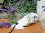 French Lavender and Vanilla Sugar for Elegant Cakes and Bakes