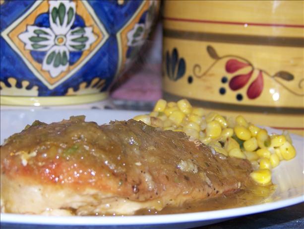 Pollo Con Salsa Verde (Chicken With Green Sauce). Photo by AshK