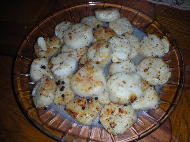 Pepper Grilled Scallops. Photo by JackieOhNo!