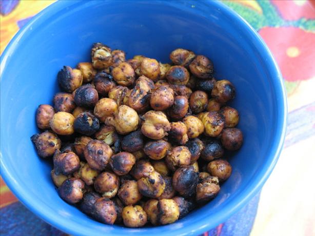 Toasted Chickpeas With Seasoning Options. Photo by Redsie