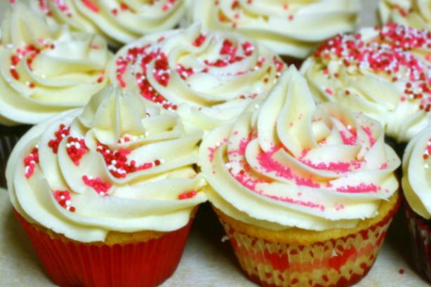 Vanilla  Buttercream Frosting (From Sprinkles Cupcakes). Photo by becca316