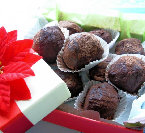 Truffes De Chocolat (French Chocolate Truffles). Photo by French Tart